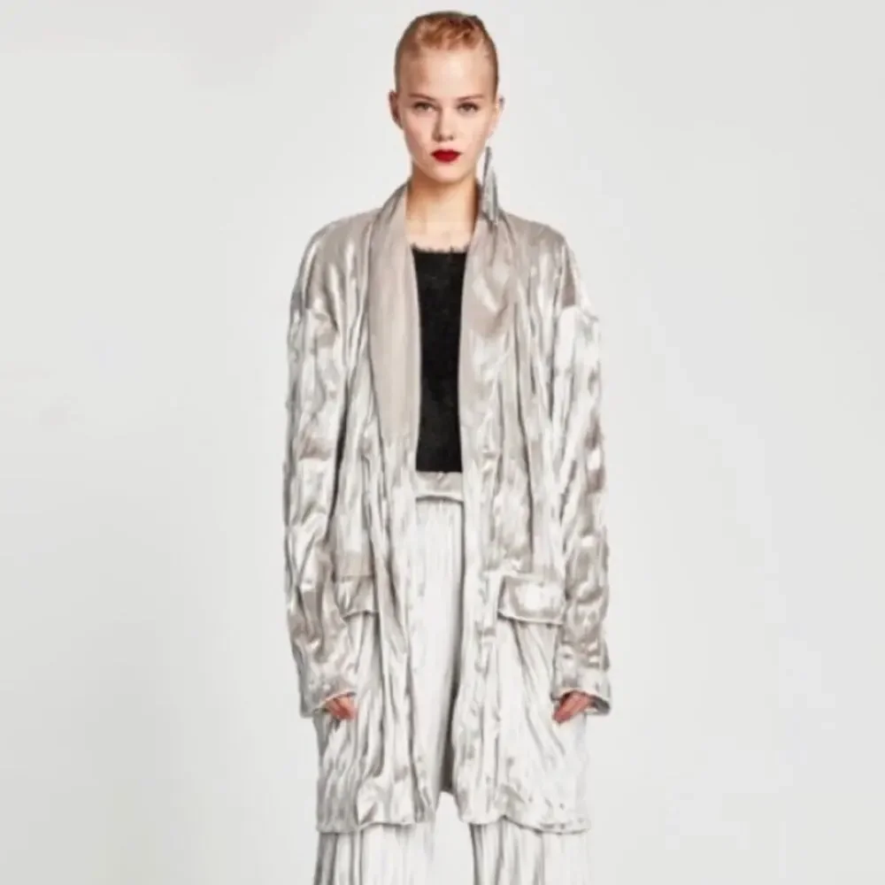 Zara Oversized Party Frock Open Blazer Crinkle Velvet‎ Like Material Size Small